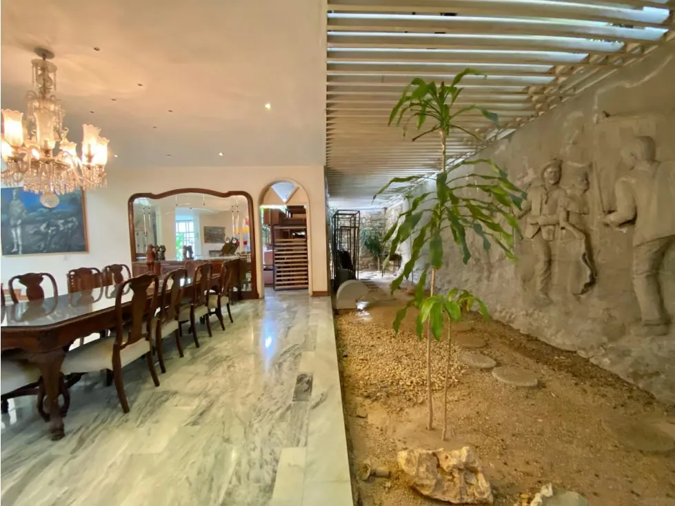 Se vende Casa 1400m² 5h+s/ 5b+s/ 10e La Floresta - 17