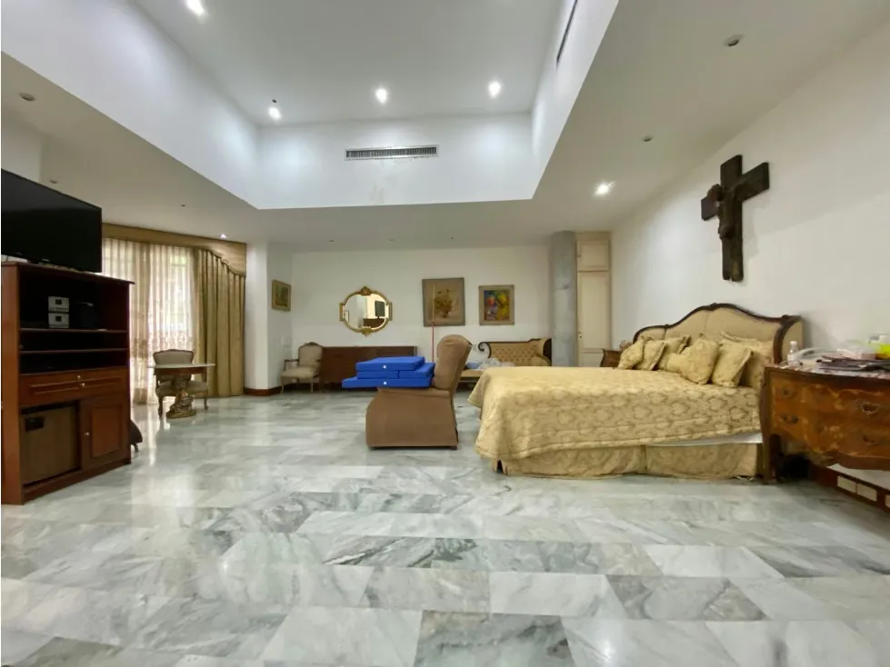 Se vende Casa 1400m² 5h+s/ 5b+s/ 10e La Floresta - 26
