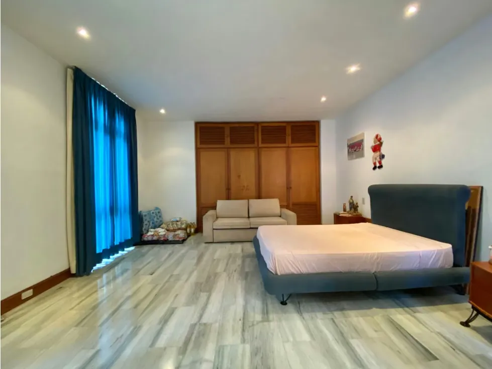 Se vende Casa 1400m² 5h+s/ 5b+s/ 10e La Floresta - 29