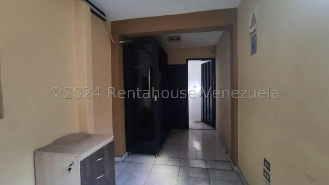 Comercial (Edificio) en Venta en Centro, Lara - 16