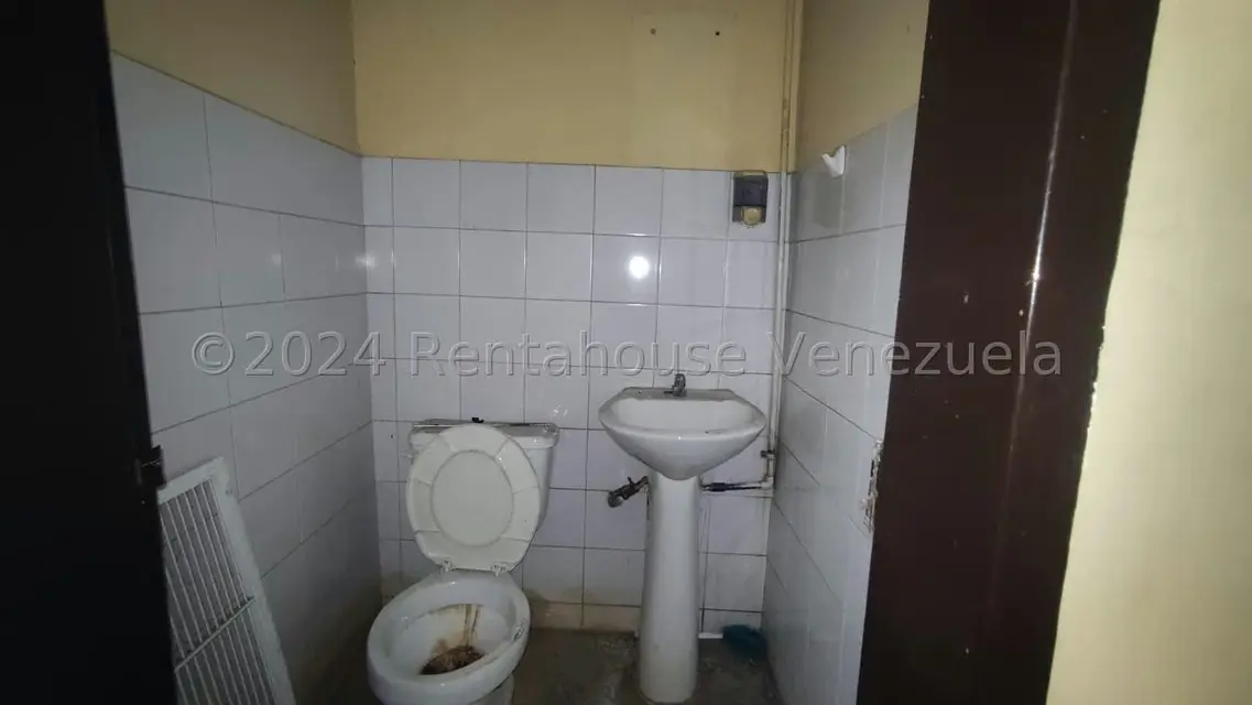 Comercial (Edificio) en Venta en Centro, Lara - 18