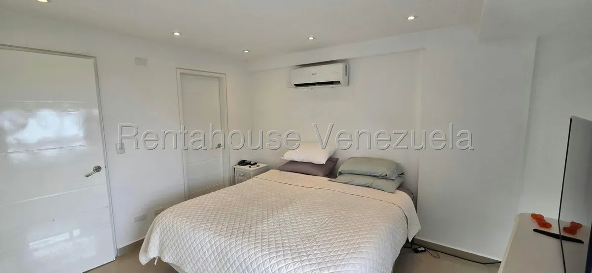 Apartamento (1 Nivel) en Venta en La Lagunita Country Club, Distrito Metropolitano - 23