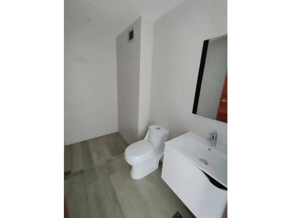 Alquilo apartamento 500m2 Los Chorros 6071 - 9