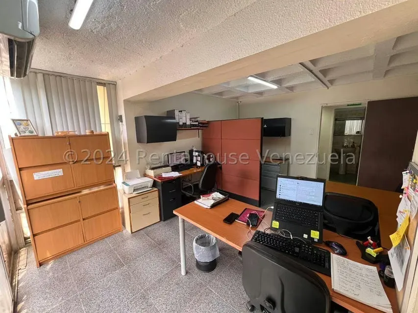 Oficina en Venta en Los Chaguaramos, Distrito Metropolitano - 14