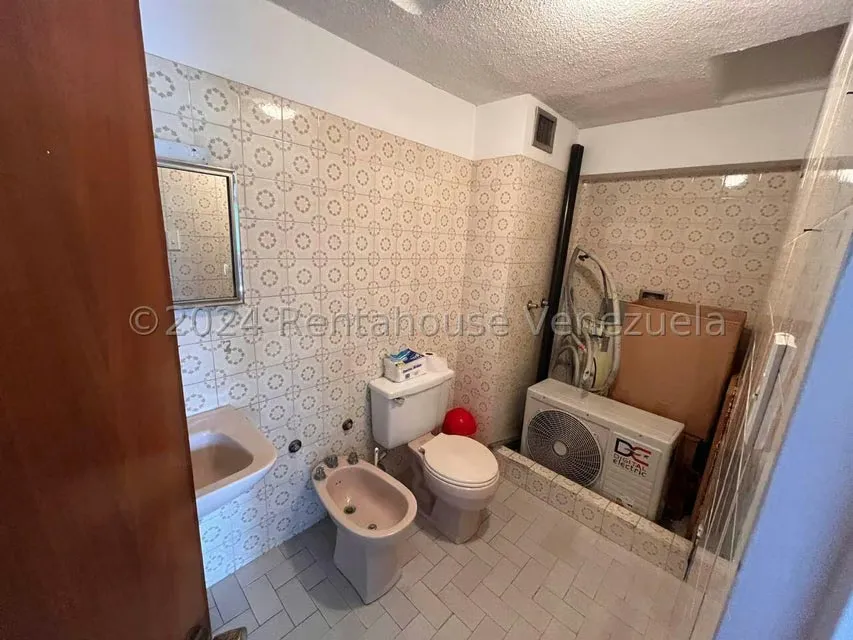 Oficina en Venta en Los Chaguaramos, Distrito Metropolitano - 20