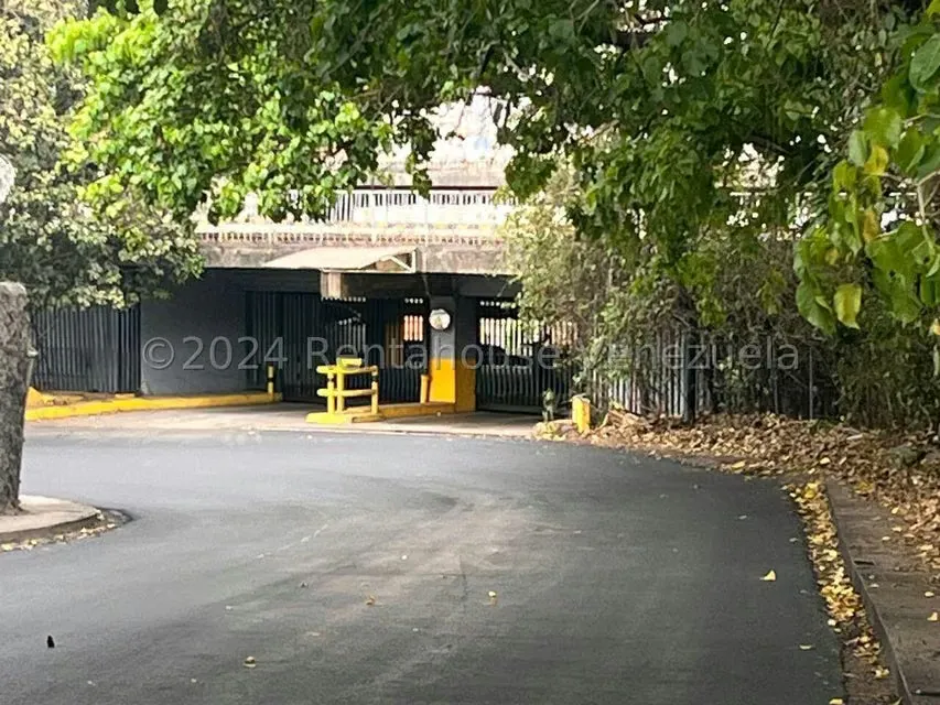 Oficina en Venta en Los Chaguaramos, Distrito Metropolitano - 31