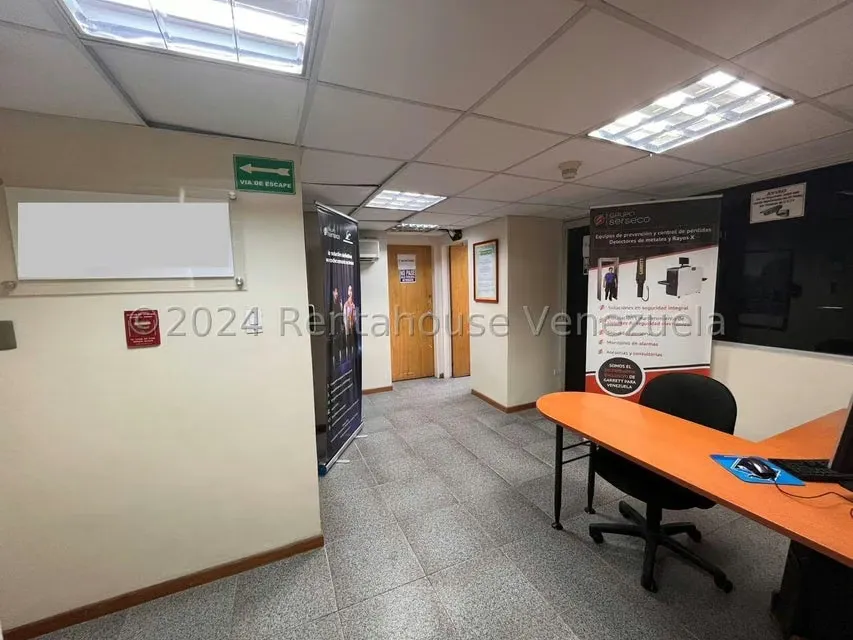 Oficina en Venta en Los Chaguaramos, Distrito Metropolitano - 7