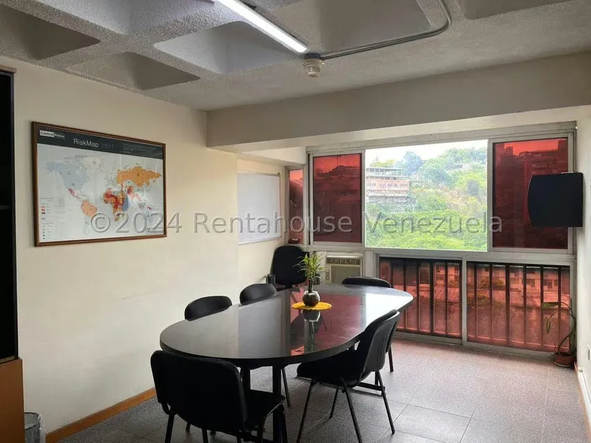 Oficina en Venta en Los Chaguaramos, Distrito Metropolitano - 9