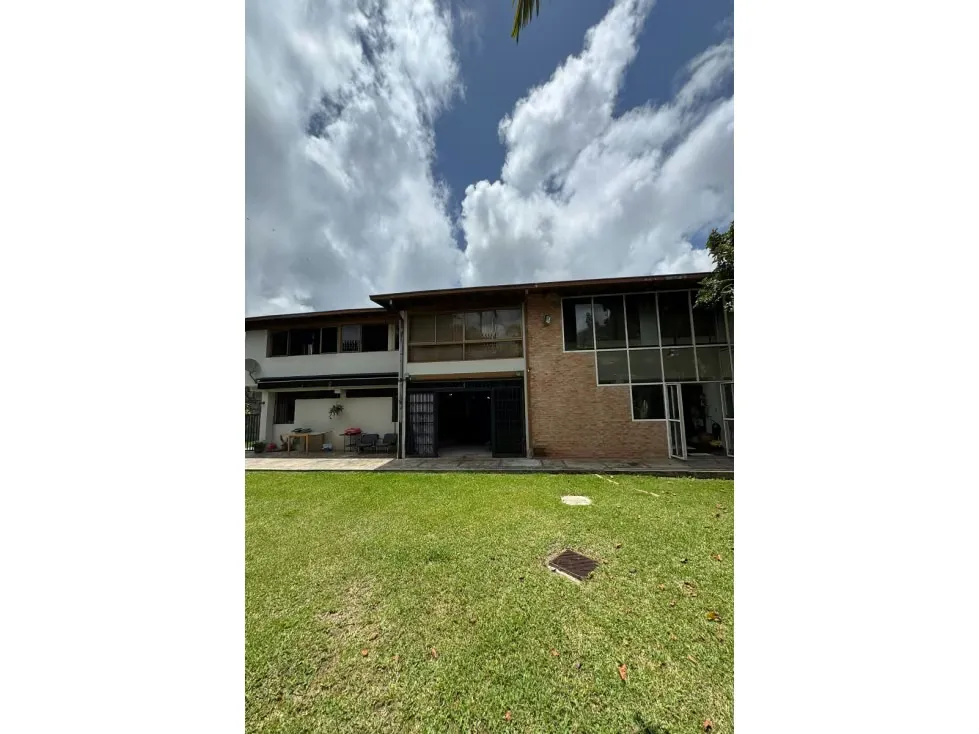 Venta Casa La Lagunita, El Hatillo 158271AB 2000m2/7H+2HS/5,1/2B/6PE - 3