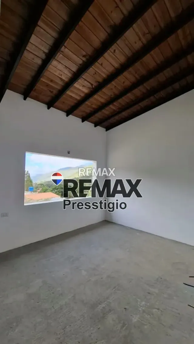 Townhouse en Venta - 3