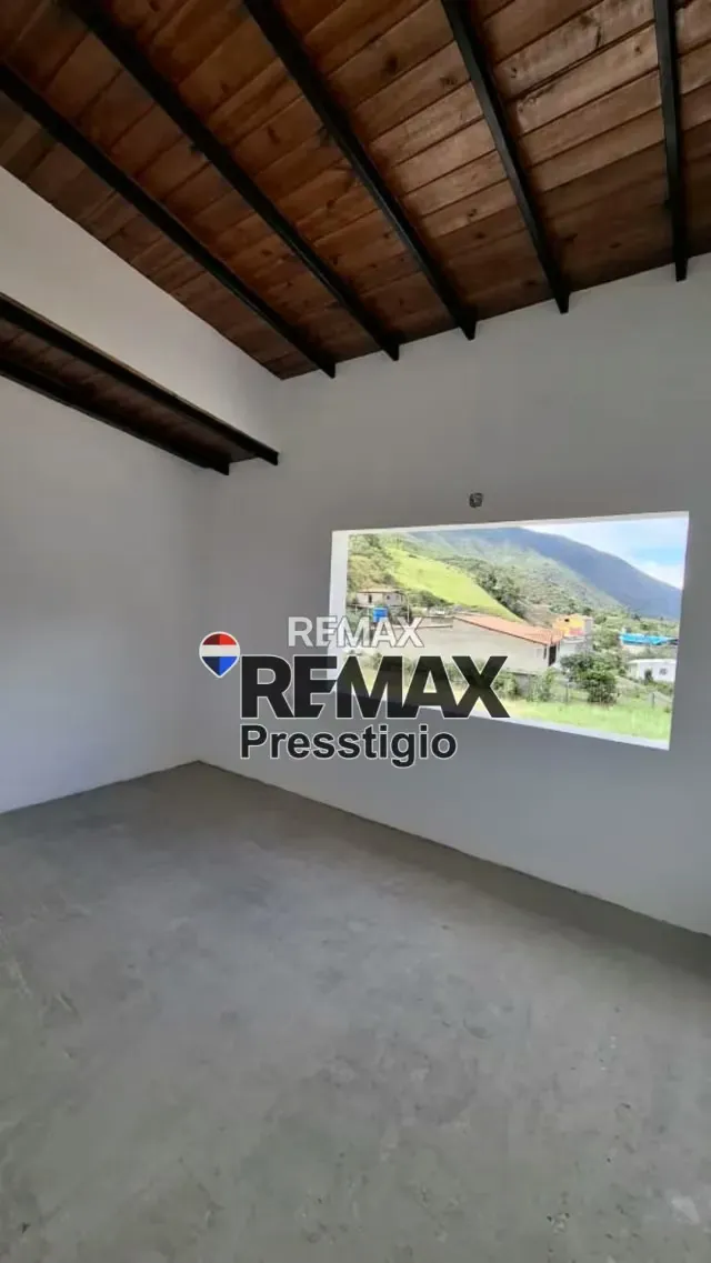 Townhouse en Venta - 6
