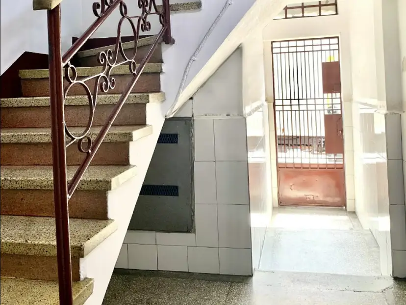 ALQUILER DE HABITACION CON BAÑO USO COMERCIAL 25M2 SANTA ROSALIA (RD)