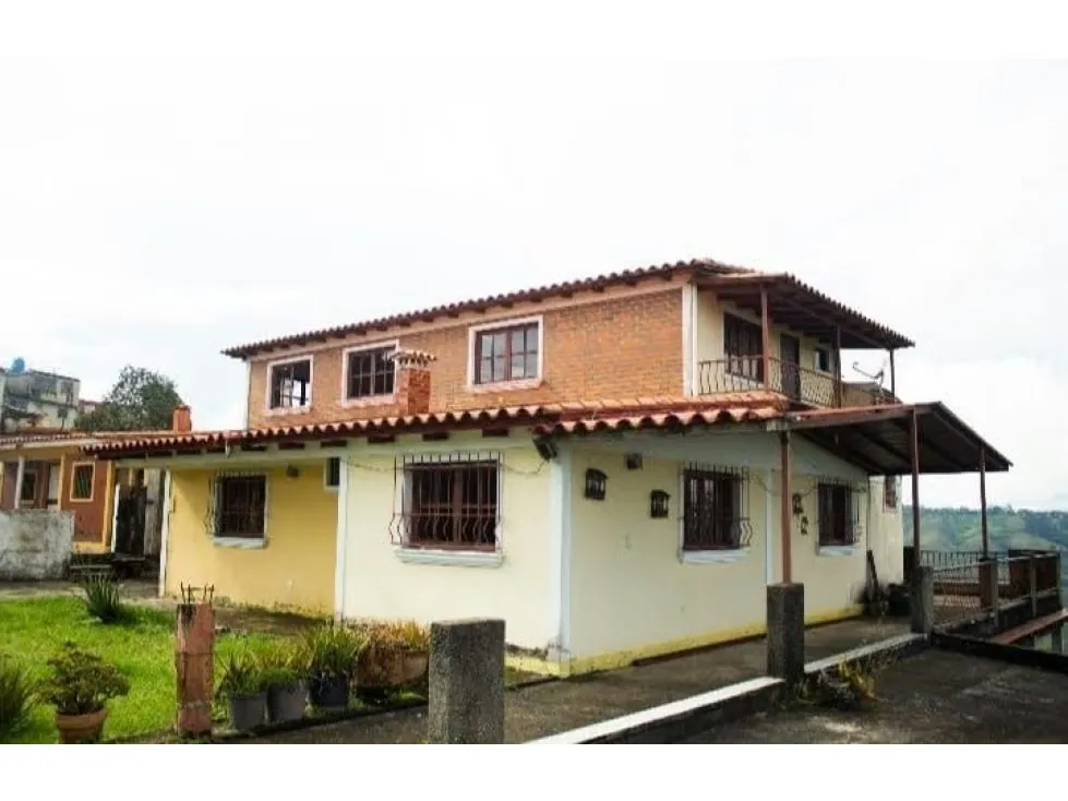 Casa en venta 254m², Hoyo de la Puerta, Baruta.