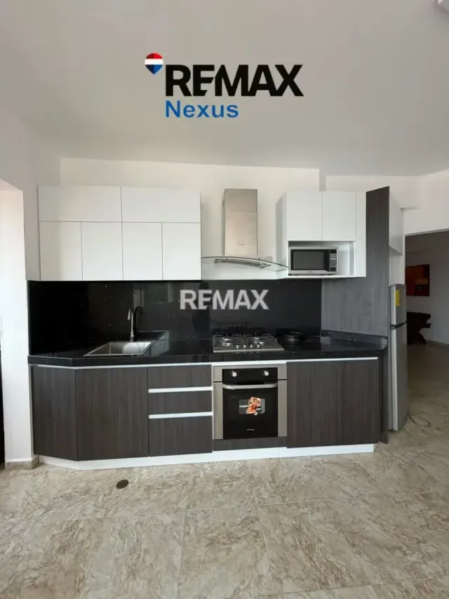 APARTAMENTO EN VENTA, UBICADO EN LAS ACASIAS EDIFICIO PARADISE GARDEN SEMI AMOBLADO,EQUIPADO Y ACTUALIZADO - 3
