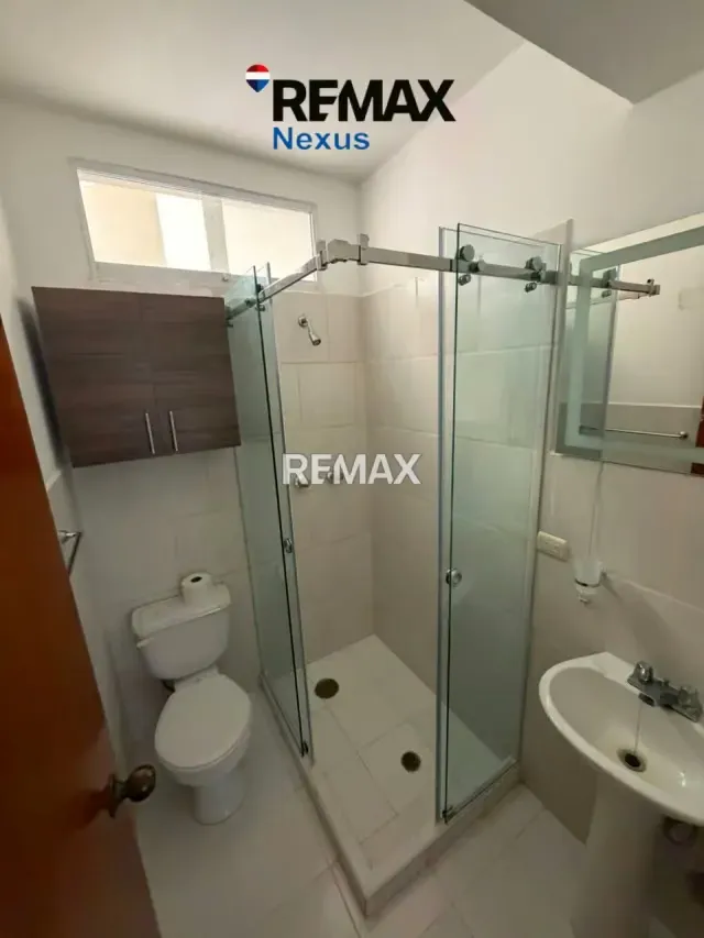 APARTAMENTO EN VENTA, UBICADO EN LAS ACASIAS EDIFICIO PARADISE GARDEN SEMI AMOBLADO,EQUIPADO Y ACTUALIZADO - 6