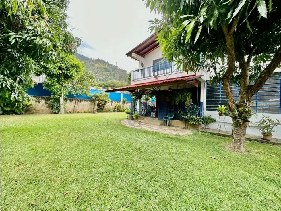 Se vende terreno 1.700m2 Los Chorros - 2