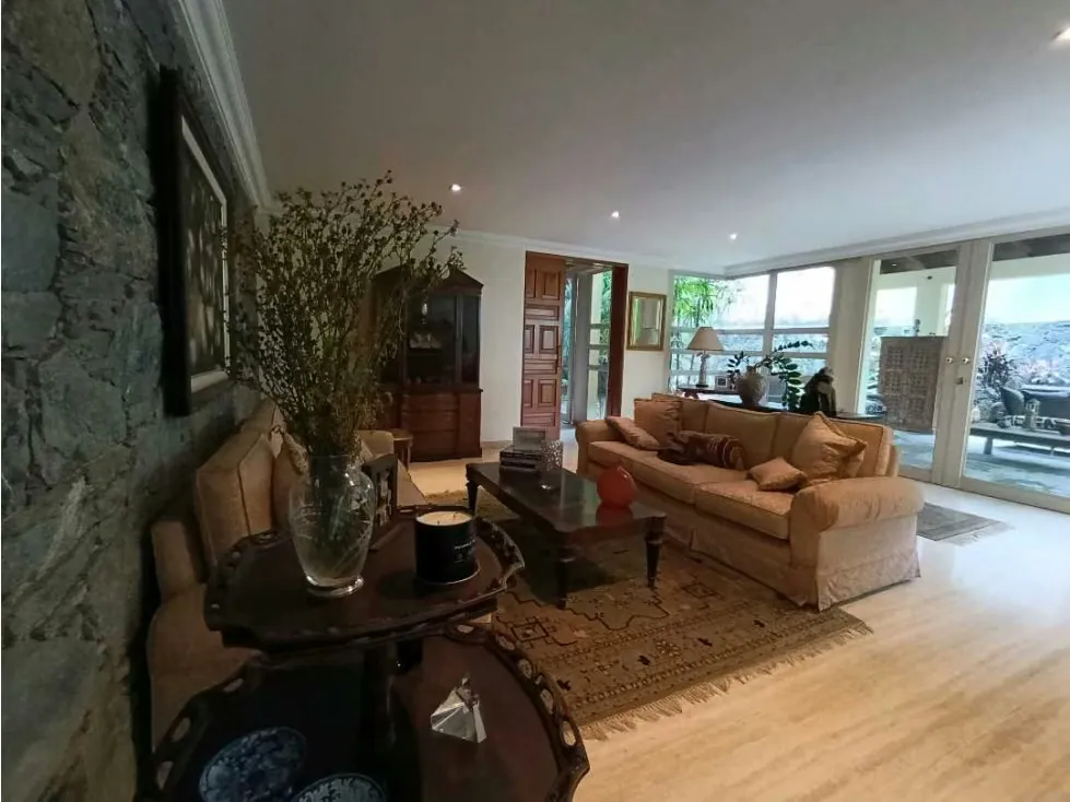 Vendo casa c/ jardin 510m2 Alta Florida 2528 - 4