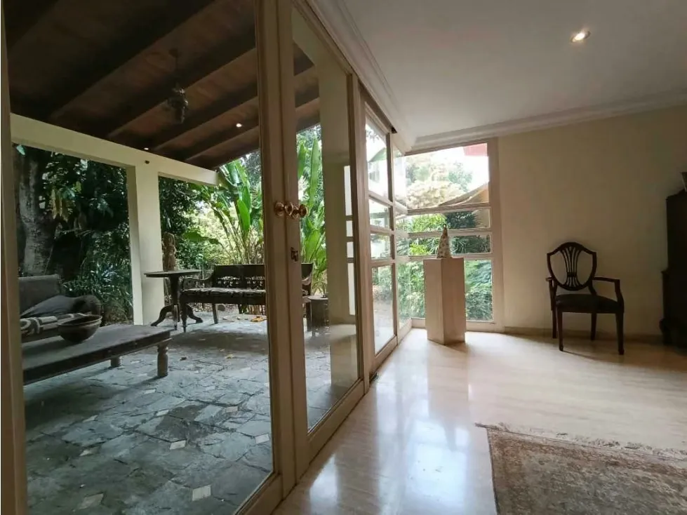 Vendo casa c/ jardin 510m2 Alta Florida 2528 - 7