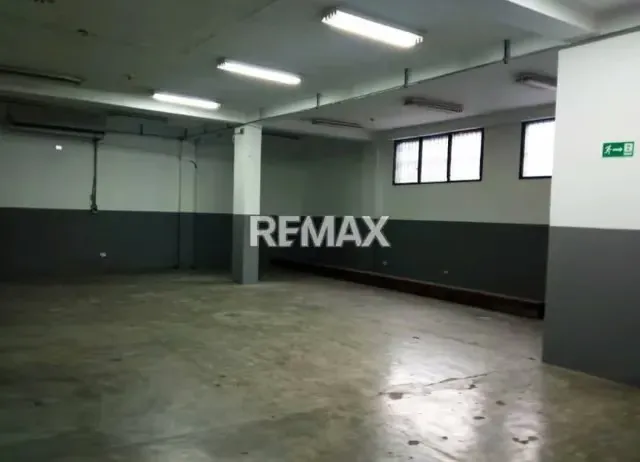Alquiler de PB piso industrial en boleita sur de 220 mts - 12