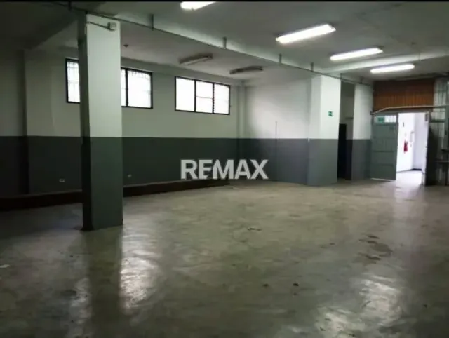 Alquiler de PB piso industrial en boleita sur de 220 mts - 3