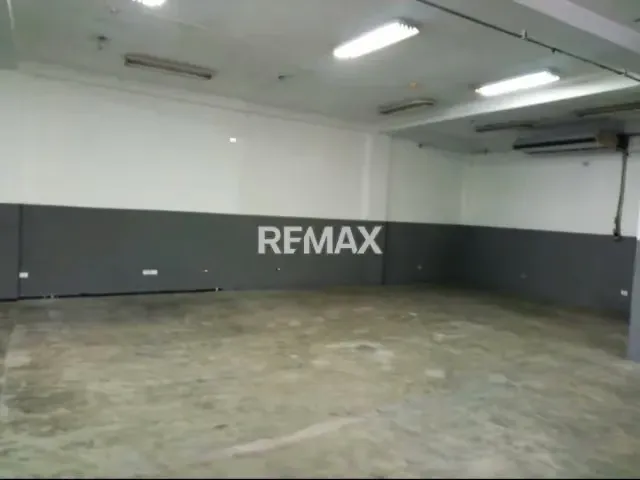 Alquiler de PB piso industrial en boleita sur de 220 mts - 10