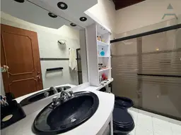 View 10