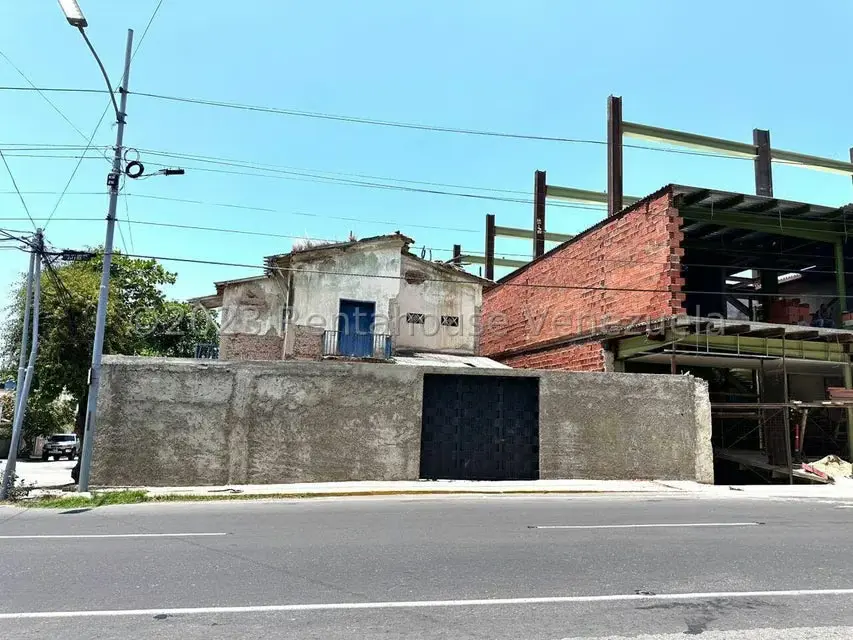 Terreno (Comercial) en Venta en Macuto, Vargas - 2