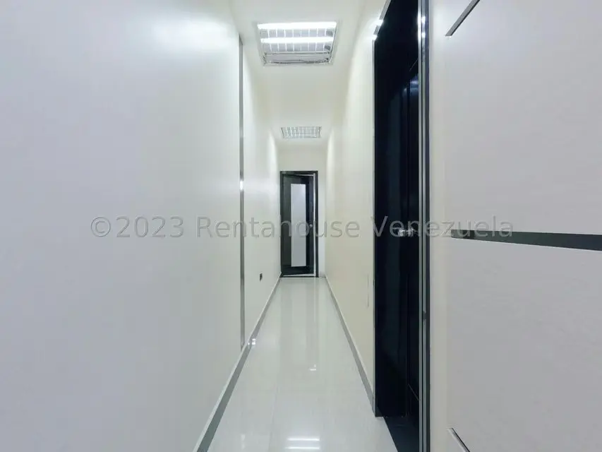 Local Comercial en Alquiler en Centro, Lara - 11