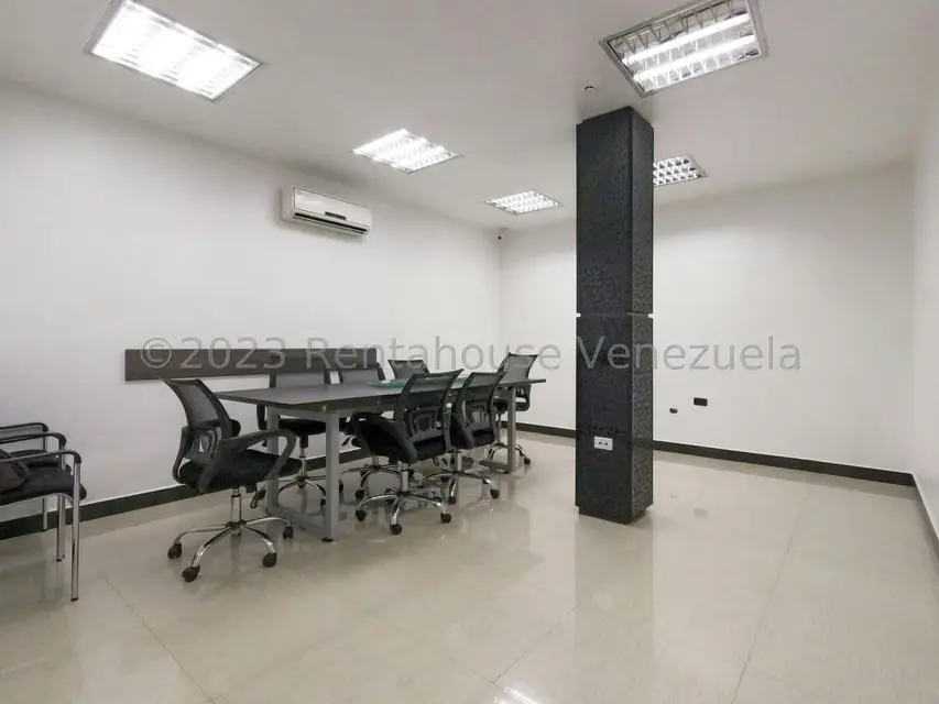 Local Comercial en Alquiler en Centro, Lara - 12