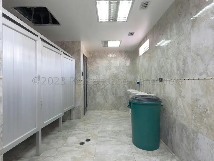 Local Comercial en Alquiler en Centro, Lara - 19