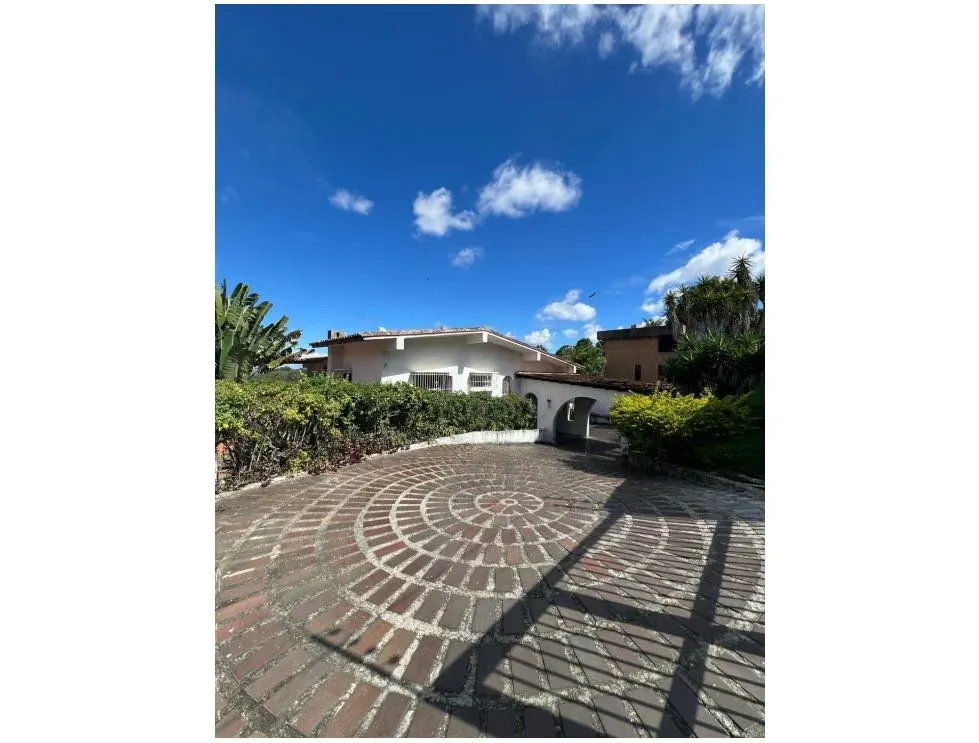 Vendo casa 700m2 La Lagunita 5564 - 3