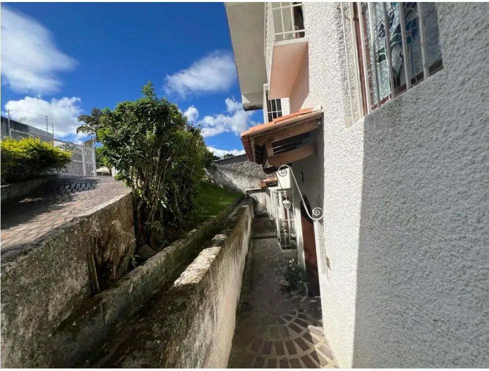 Vendo casa 700m2 La Lagunita 5564 - 9