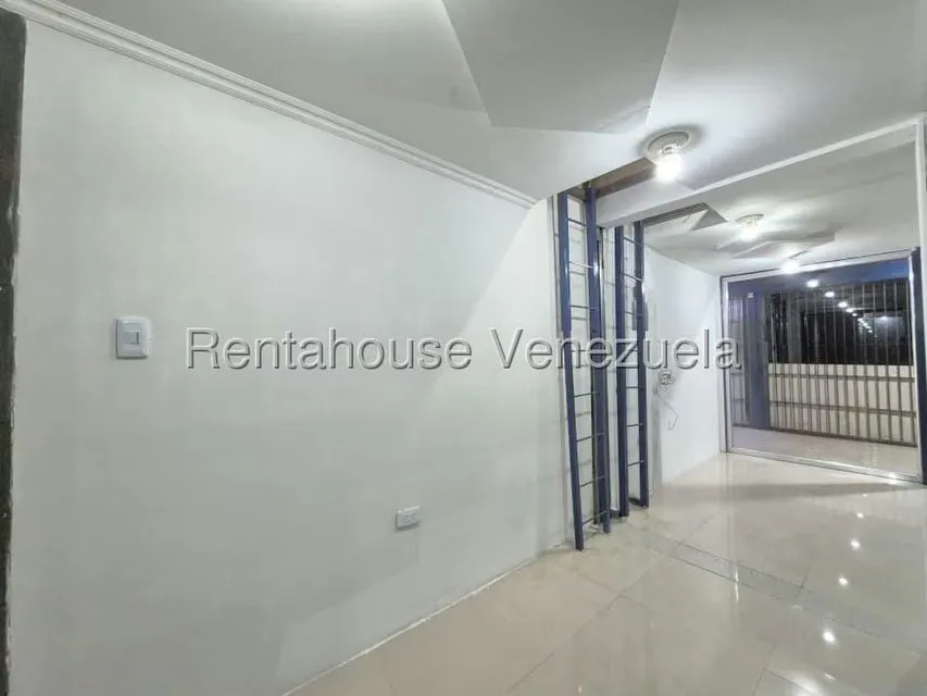 Comercial (Local Comercial) en Venta en Zona Centro, Aragua - 4