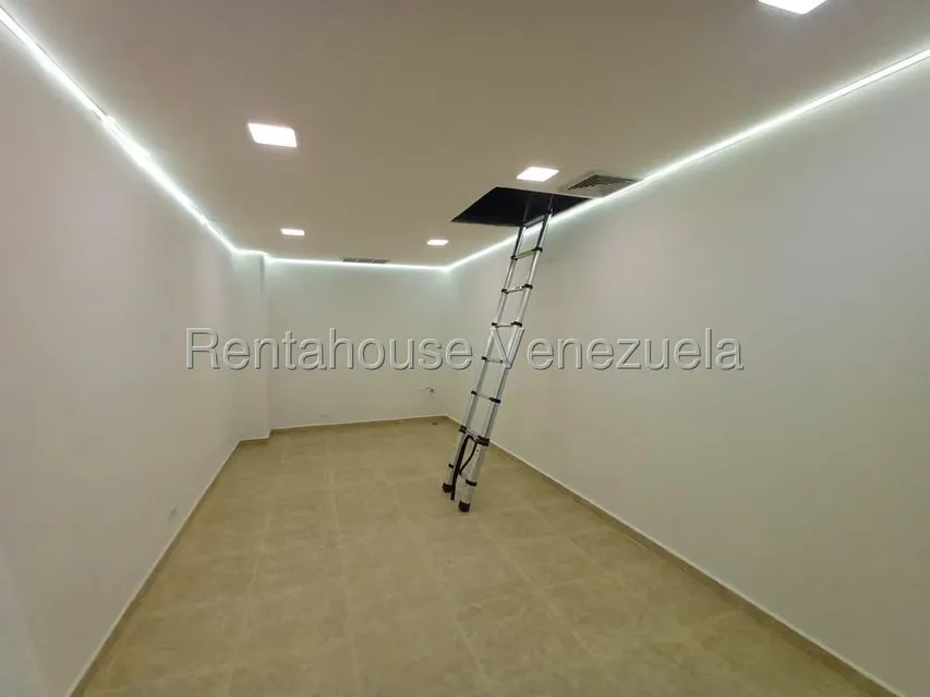 Local Comercial en Alquiler en Los Samanes, Distrito Metropolitano