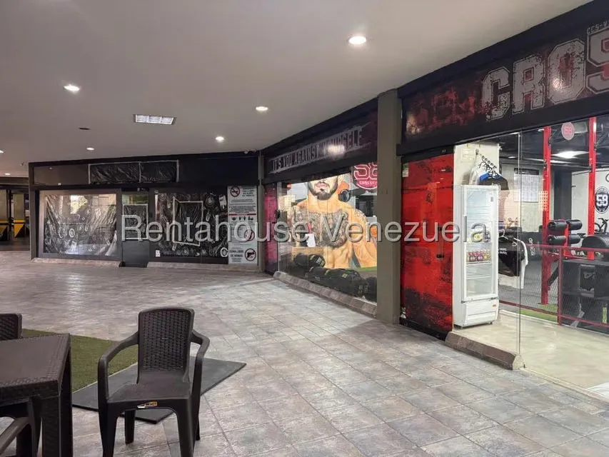 Local Comercial en Alquiler en Los Samanes, Distrito Metropolitano - 17