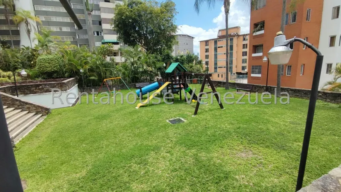 Apartamento (1 Nivel) en Venta en Los Samanes, Distrito Metropolitano - 19