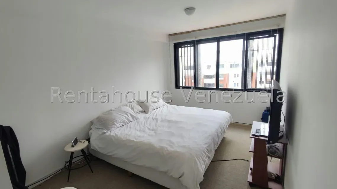 Apartamento (1 Nivel) en Venta en Los Samanes, Distrito Metropolitano - 9