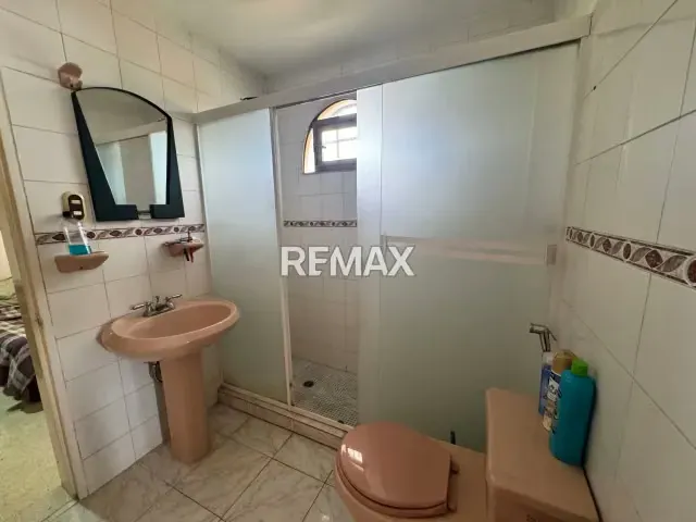 Alquiler de Hermosa Casa en la Mantuana - 9