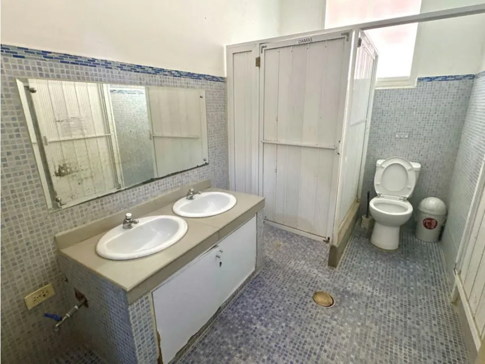 En Venta Casa Comercial San Rafael de La Florida. Caracas Libertador - 12
