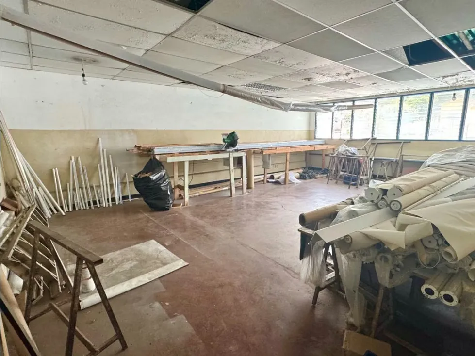 En Venta Casa Comercial San Rafael de La Florida. Caracas Libertador - 25