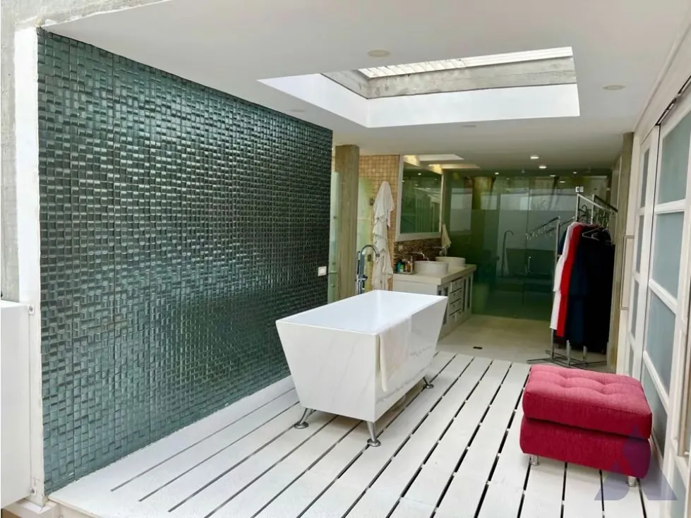 Vendo casa 1130m2 La Lagunita 5957 - 5