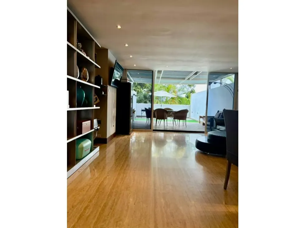 Se vende Apto PB Duplex 190m² 3h+s/2.5b+s/2p Oripoto