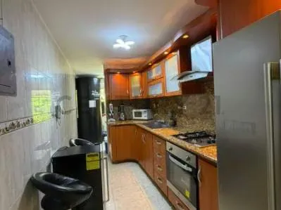 Espectacular Apartamento Actualizado en la Av. Páez, El Paraíso - 5