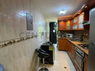 Espectacular Apartamento Actualizado en la Av. Páez, El Paraíso - 7