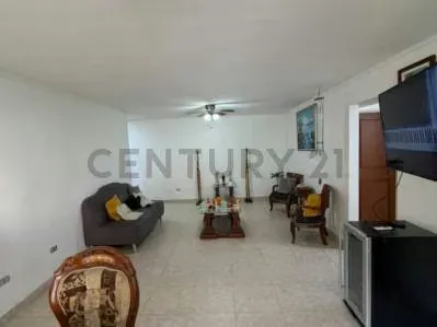 Espectacular Apartamento Actualizado en la Av. Páez, El Paraíso - 8