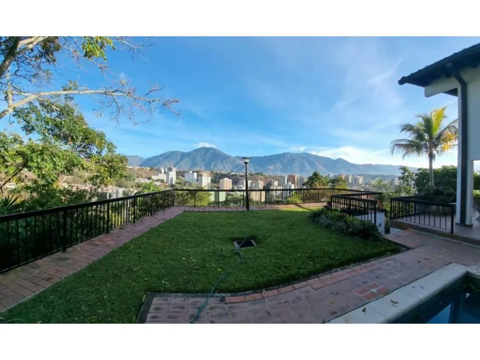 Vendo casa 900m2 12h/13b/4p Cerro Verde 3809 - 11