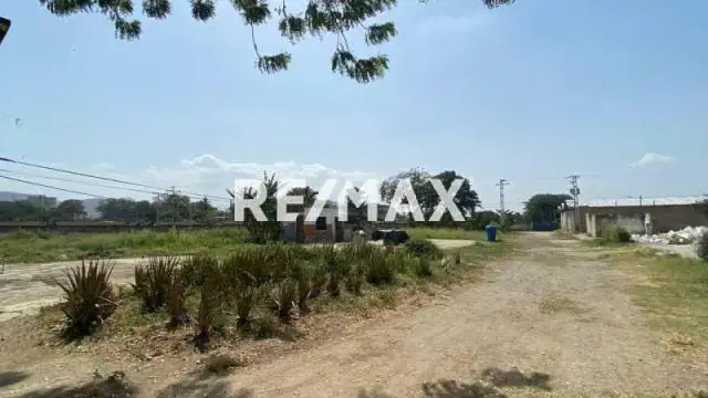 EN VENTA TERRENO EN EL MACARO TURMERO