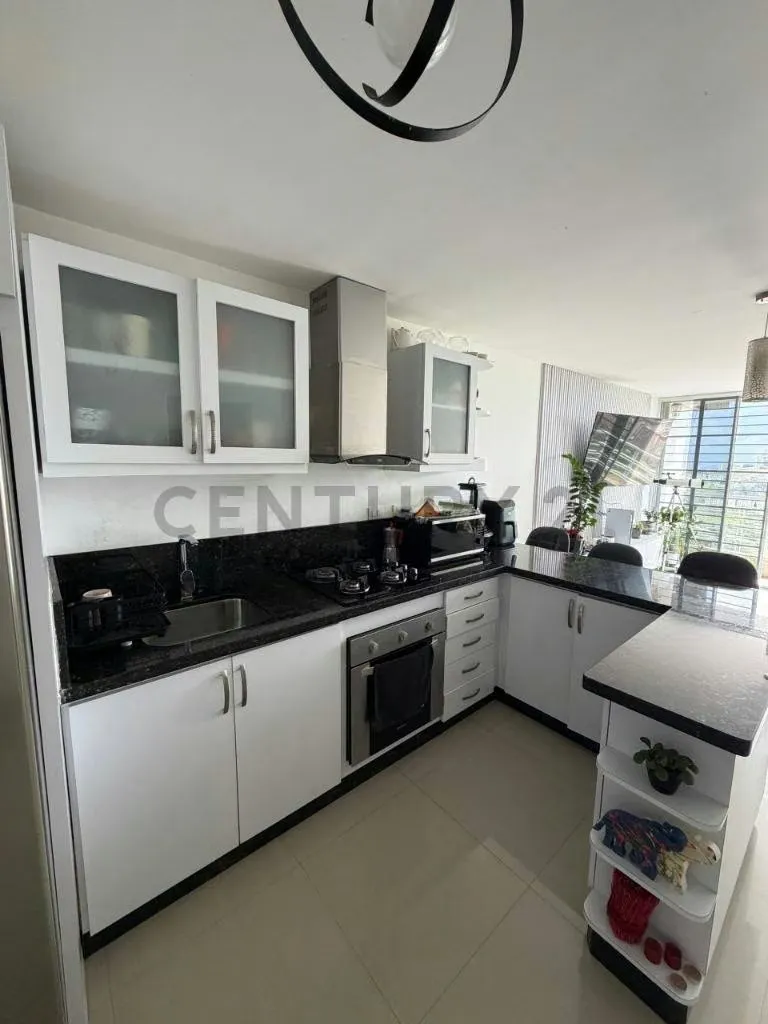 Venta de apartamento, en la Urbanización El Encantado, Municipio El Hatillo - 2