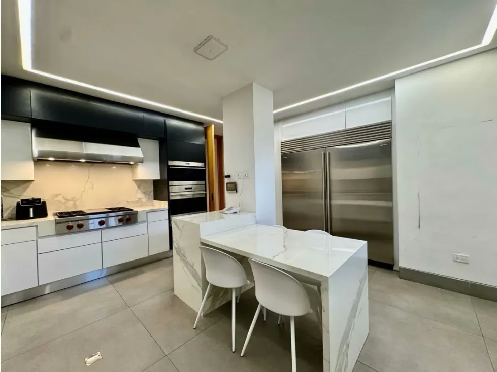 Se vende PB Duplex 680m2 4h+s+ch/9b/7p La Castellana - 8