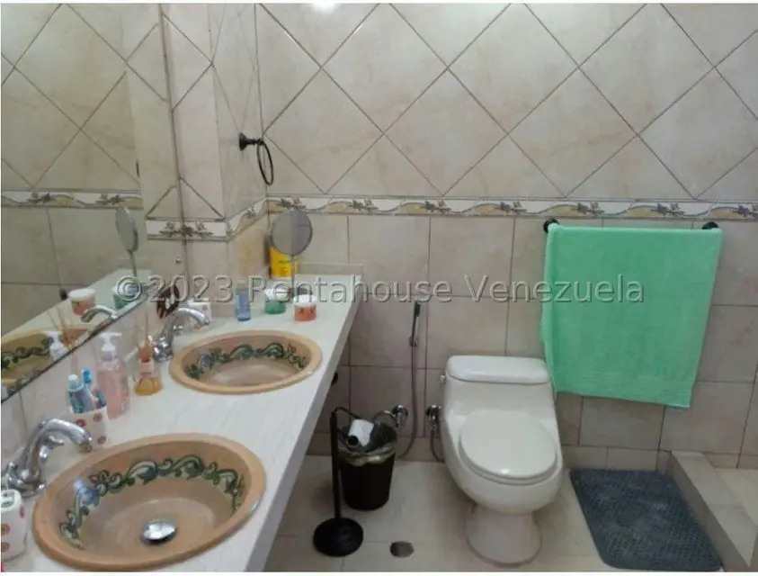 Casa (Multipes Niveles) en Venta en La Peña, Miranda - 16